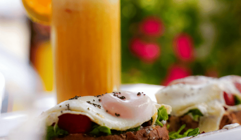 Best_Brunch_Spots_Near_Downtown_Ottawa[1]