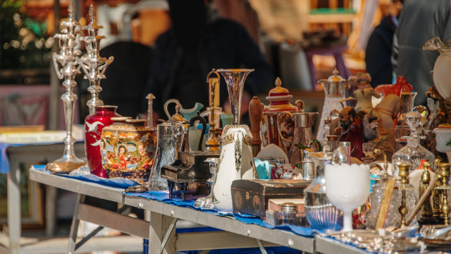 Ottawa Retro & Antique Market